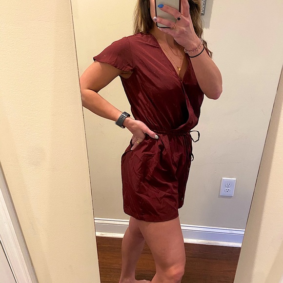 Atmosphere Short Sleeve V-Neck Romper Size 6 - Picture 3 of 13